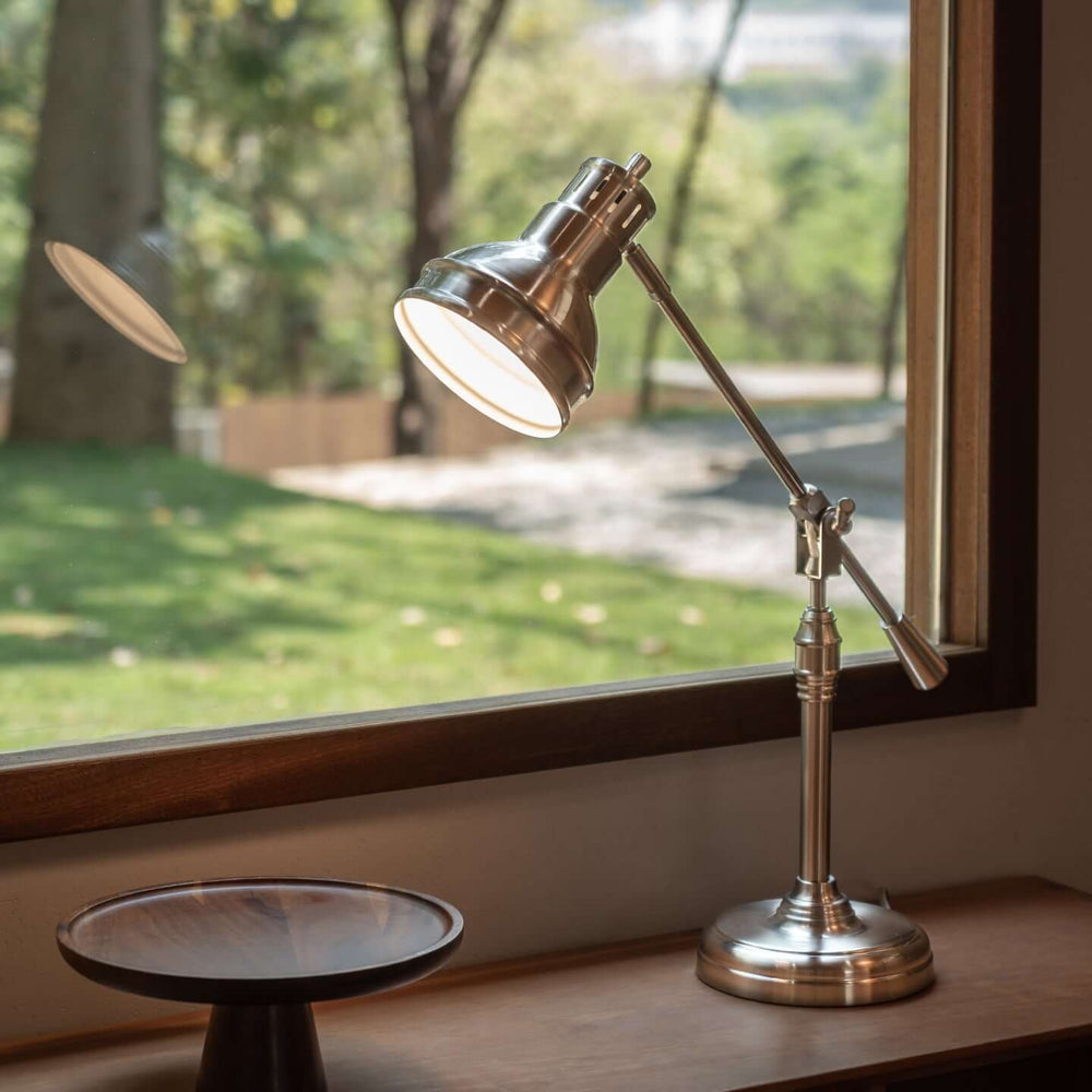 Rodinia Table Lamp