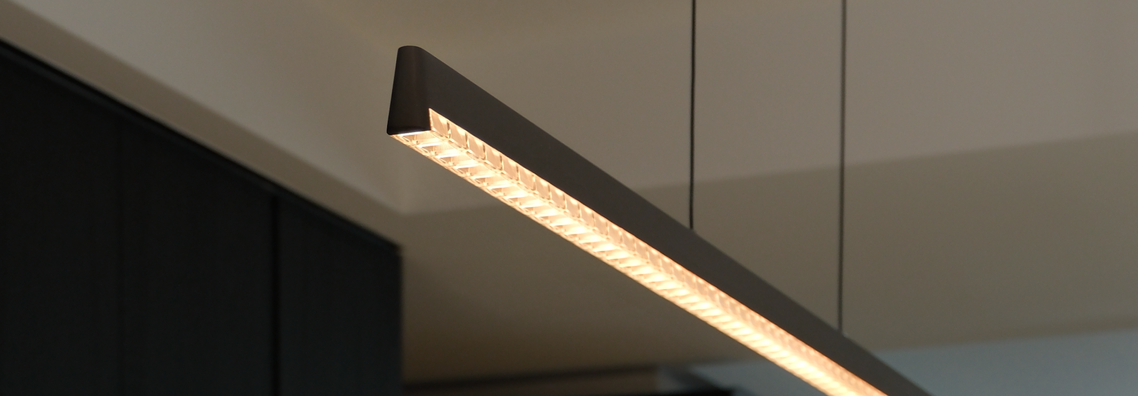 How Magcharm Smart Lighting Protects Your Eyes and Sleep
