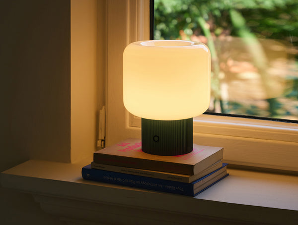 Isandra Table Lamp