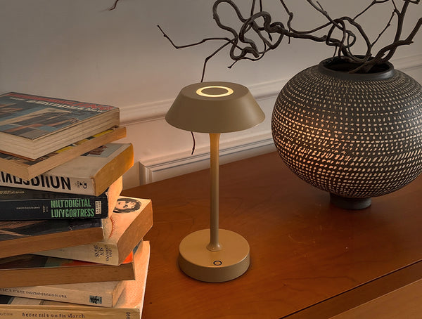 Meetu Table Lamp