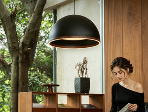 Naire Pendant