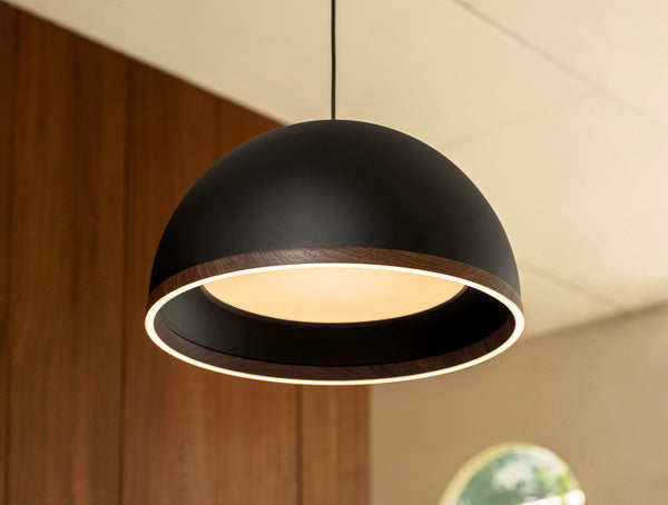 Naire Pendant
