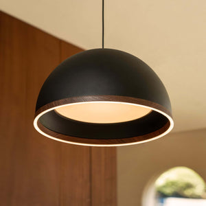 Naire Pendant
